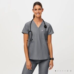Figs Catarina One-Pocket Scrub Top